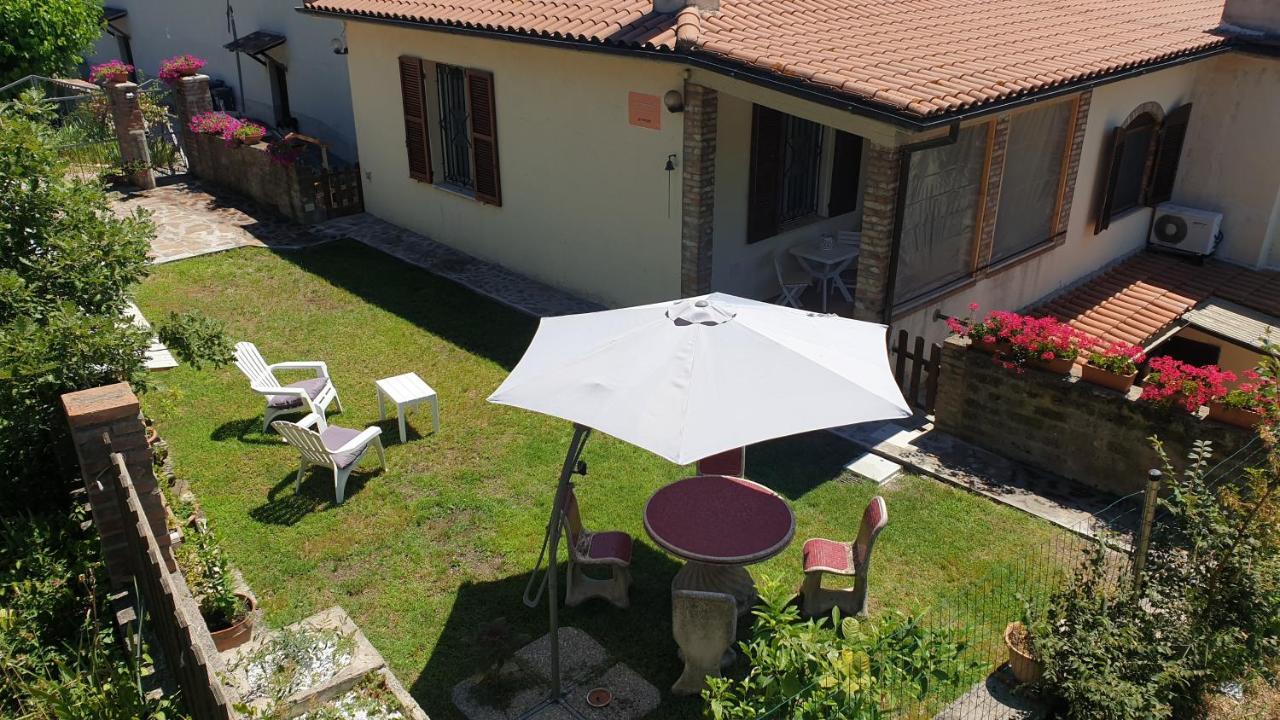 Casato Clavelli 1 Villa Collestatte Exteriör bild